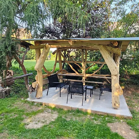 Domek Z Ogrodem Białka Tatrzańska Exterior photo